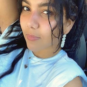 Welcome to my closet 🌺